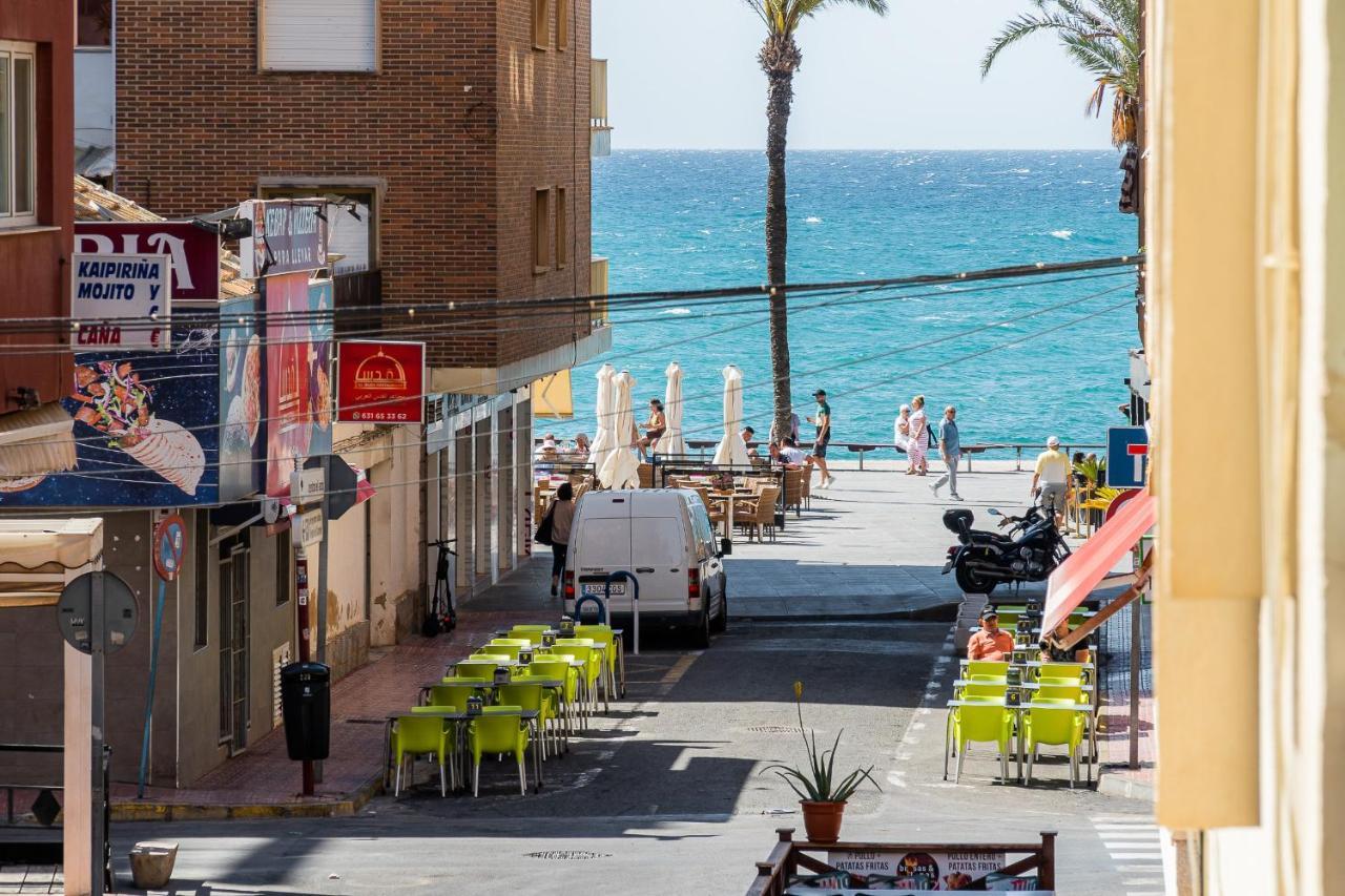 Apolo Beach Front - Sea View Luxury Apartment تورّيفيِخا المظهر الخارجي الصورة